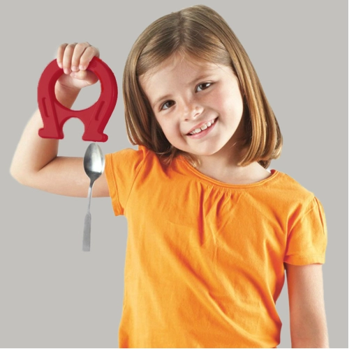 Magnet &ndash; podkova mal&aacute;